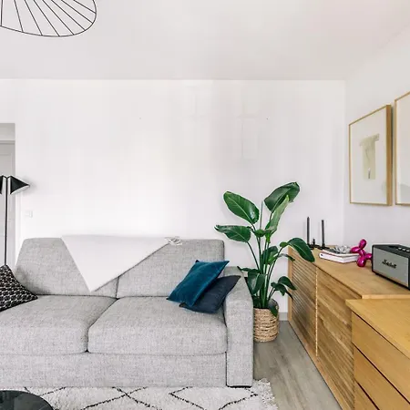 Guestready - Charming Apartment On The Top Floor Paris Exterior photo