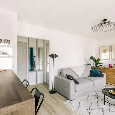 Guestready - Charming Apartment On The Top Floor Paris Exterior photo